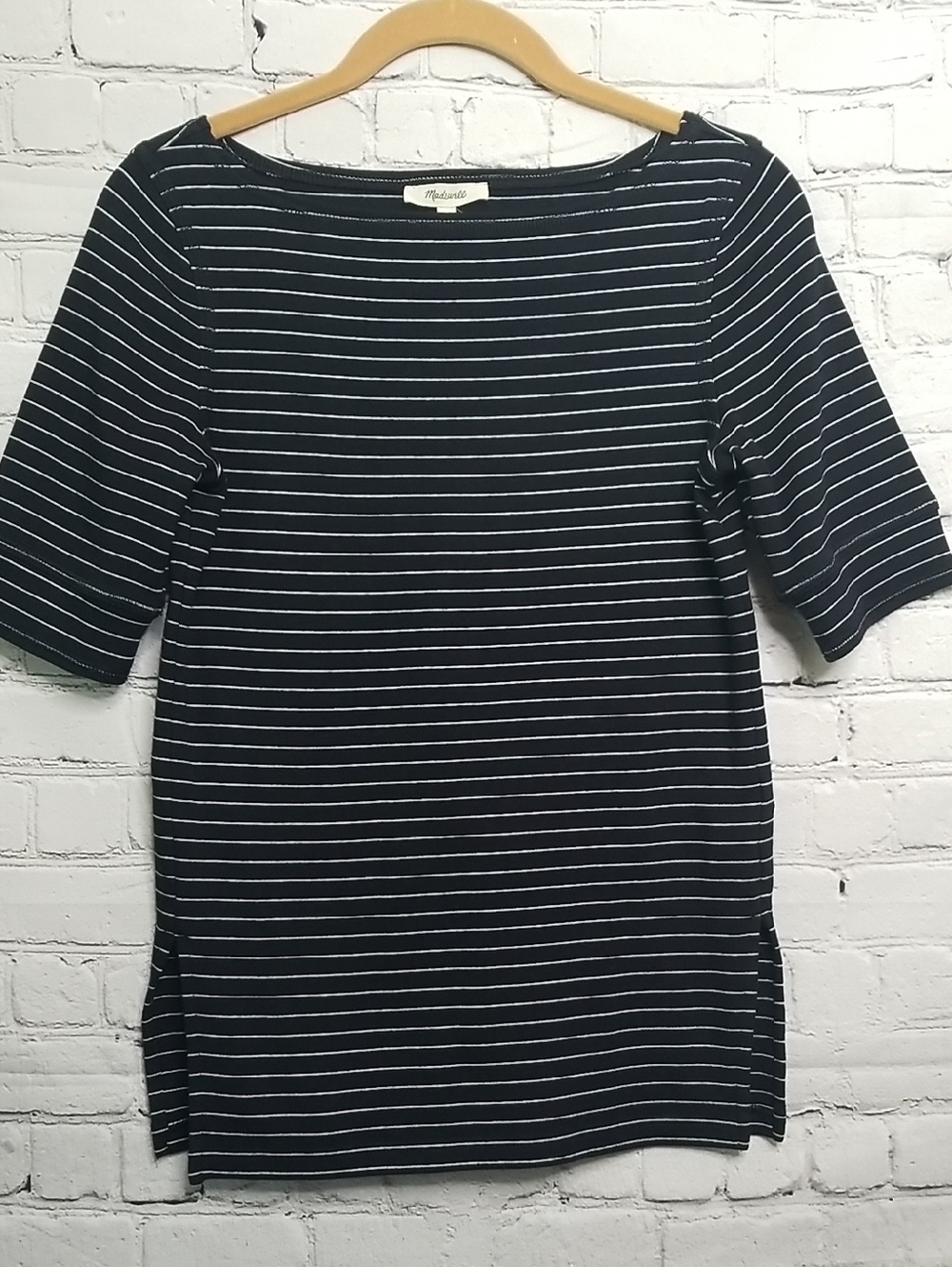 Madewell womens top size small elbow length sleeves w/boat neck.  EUC